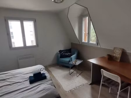 location meublée appartement 1 pièce 26 m² à tours (37000)  630 €