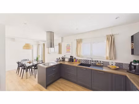 vente maison 7 pièces 140.14 m² à avignon (84000)  480 000 €