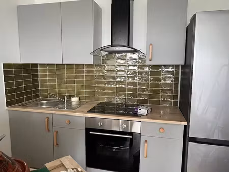 location meublée appartement 2 pièces 37 m² à saint-denis (93200)  950 €