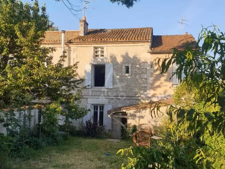 vente maison angouleme  84m² 4 pièces 183 700€ avec terrasse