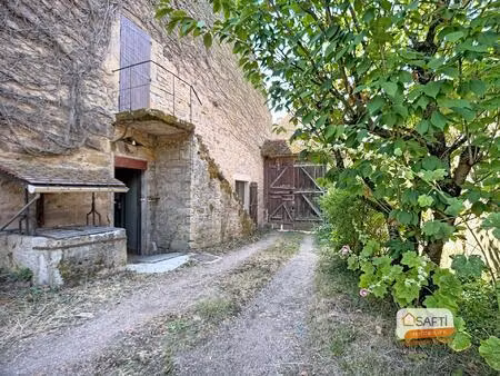 ancienne auberge du xviiè siècle avec jardin et dépendances