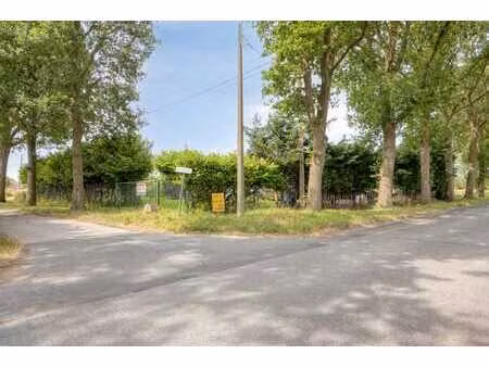 rustig gelegen perceel van 1.288 m² in een groene omgeving