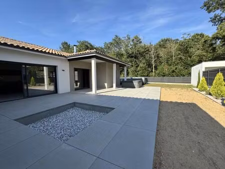 maison 143m² - garage et jaccuzzi