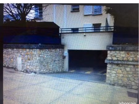 à vendre parking investissement montigny les cormeilles 95