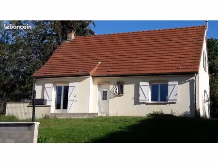 jolie maison sur sous-sol de 2006  beau jardin et nombreux fruitiers
