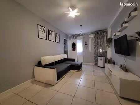 le val (83143) – t2 meublé de 41 50 m² avec bureau