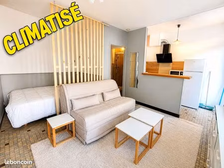 appartement t2 meublé de 24 m² avec grande terrasse et box de rangement - centre de tonnei