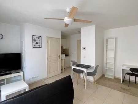 studio + parking proche gare de cagnes sur mer