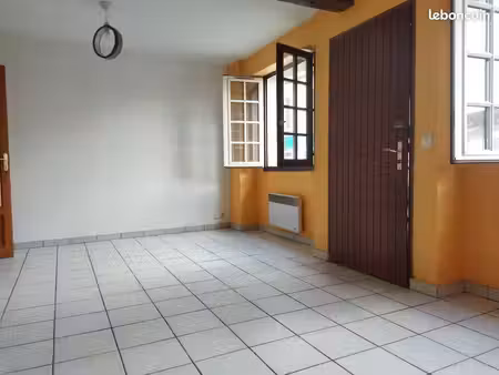 loue studio dans nogent le roi centre