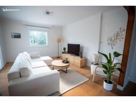 appartement 3 pièces 84m2