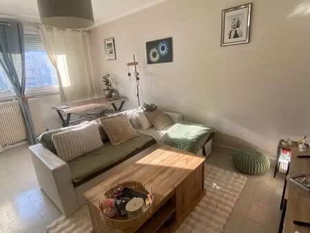 à louer – t3 de 58m² – garibaldi  chalon-sur-saône – non meublé
