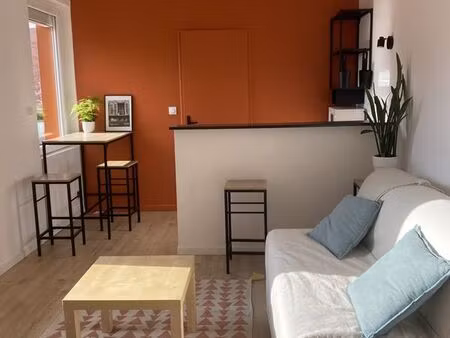 studio meublé flacé