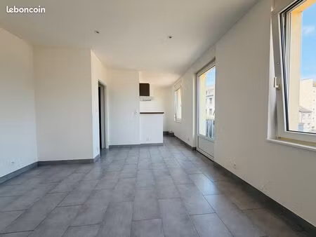 studio non meublé