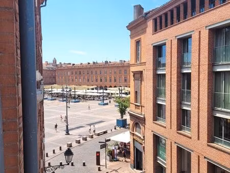 appartement climatisé avec vue sur la place du capitole