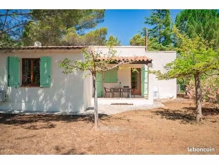 maison à louer à cotignac