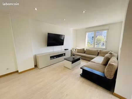 maison 3 chambres + bureau  grande terrasse sur ostwald