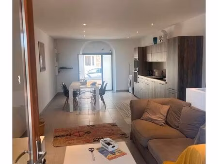 location apparemment