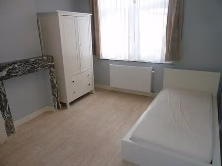 kot/chambre d étudiant cimetière d'ixelles 725€