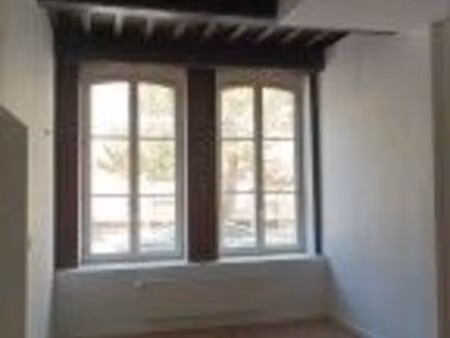 a vendre espace atypique 160 000 fai