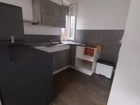 location appartement 2 pièces 31 m² à saint-avold (57500)  350 €