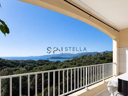 propriété vue mer panoramique - 270 m² habitables et plus de 3 000 m² de terrain : une pro