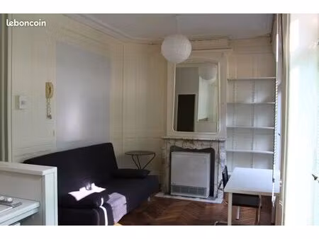 studio meublé
