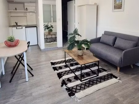 loue appartement location studio meublé (charges comprises)