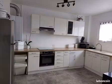 location meublée - 875 maurepas