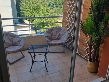 loue t2 meublé étudiant