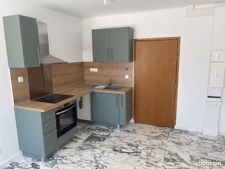 appartement f2 avec terrasse
