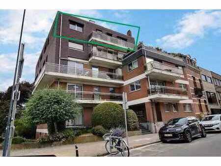 ganshoren - appartement 2 chambres a renover