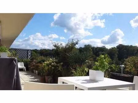 magnifique penthouse rénové type loft