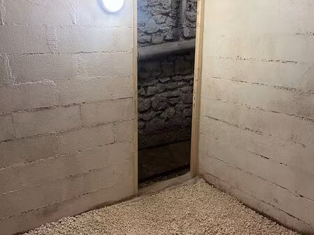 cave/stockage - rue marc sangier maisons-alfort 94700