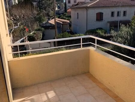 t2 45 m² avec garage – quartier brunet aix-en-pce