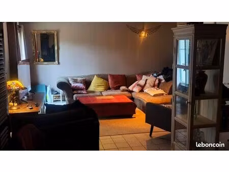 location chambre 1er etage dans maison