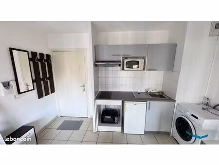 t1 meublé 30 m² avec balcon – tram c – bègles