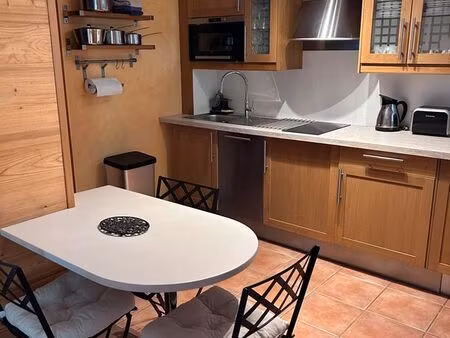 embrun t2 rez de jardin