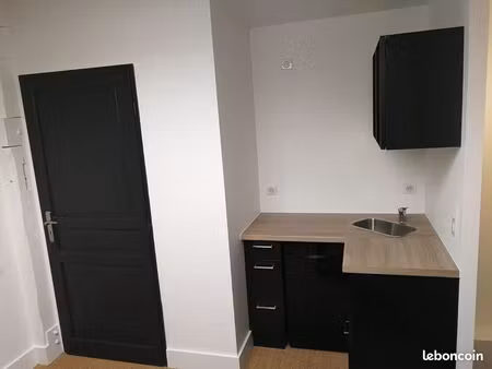 location studio meublé hendaye ville - idéal etudiant