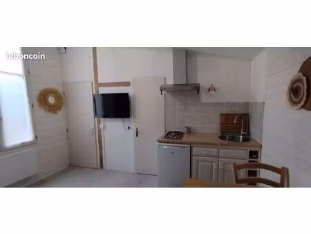studio meublé de 15m2 avec extérieur