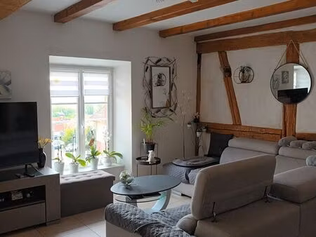 particulier loue belle petite maison mitoyenne de 70 m2 avec vue panoramique  jardin et ga