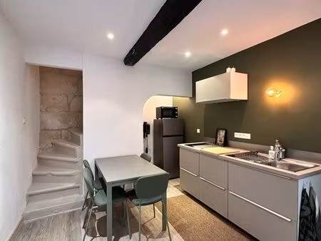 maison de ville meublée à louer – quartier de la roquette  arles