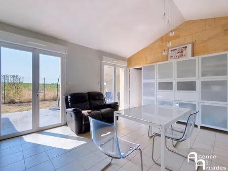 maison pierre située à arveyres