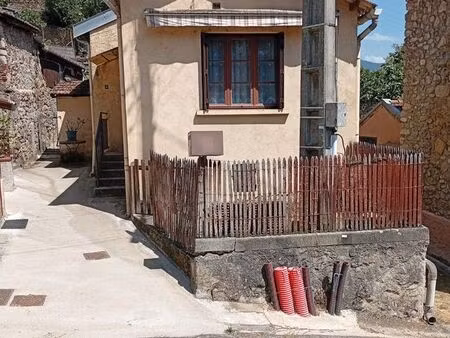 maison village arignac 09400