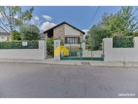 maison 7 pièces 131 m²