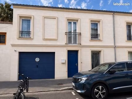 location meublée maison contemporaine 89m2 - 4 pièces – 3 chambres – garage – place de sta