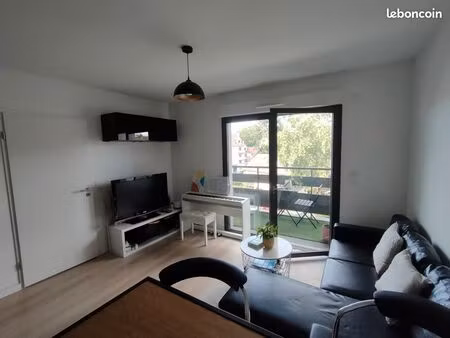 t2 meublé 42 m²