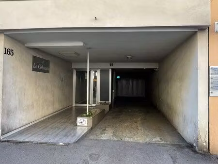 place de parking en sous-sol résidence sécurisée