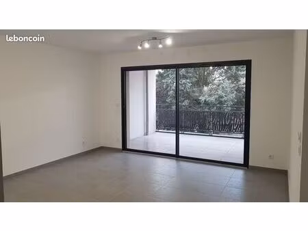 t2 48 m² - tournon sud