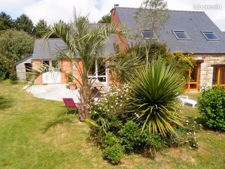 maison d’architecte à 300 m de la plage – côte de granit rose