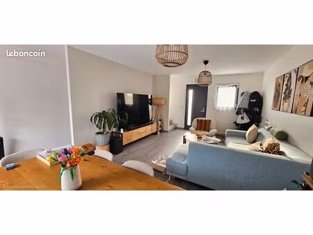 location maison neuve 85m2 avec garage attenant